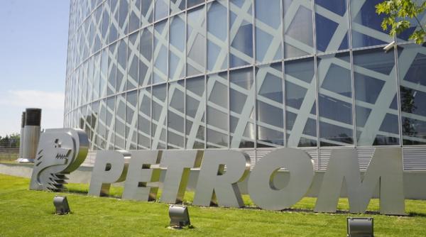 liber la scumpirea carburantilor petrom a dat tonul rompetrol si lukoil s au aliniat este a treia majorare de preturi din 2012