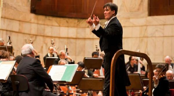 un telefon mobil a intrerupt concertul orchestrei filarmonice din new york video