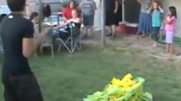 al treilea candidat la idiotul anului 2012