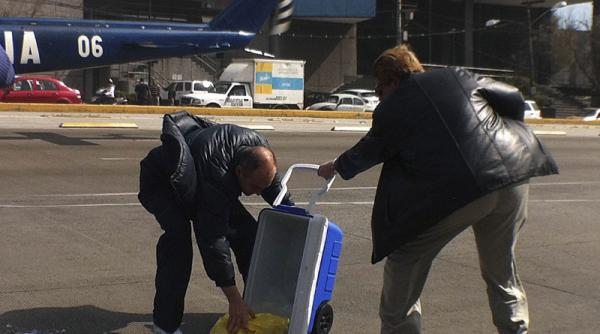 inima destinata unui transplant scapata pe jos de medicii din mexic video