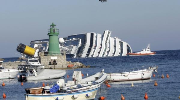 scandalos comandantul navei de costa concordia a parasit nava inaintea evacuarii ultimilor pasageri