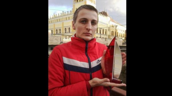 ionela danciu mama tripletilor care a schimbat legea indemnizatiilor pentru copii singurul protestatar pro arafat din aiud