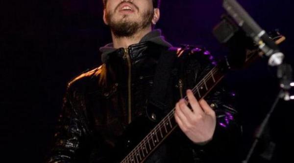 chitaristul trupei hara agresat si retinut abuziv de jandarmi