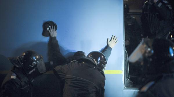 dosar penal pentru huligani parchetul a cerut arestarea unei persoane celelalte nefiind inca identificate