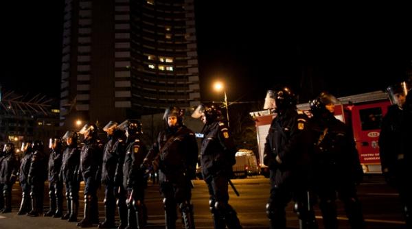 13 000 de protestatari la nivel national 3783 de jandarmi