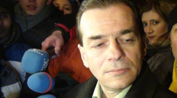 incidentul serii in piata universitatii filmul descinderii lui ludovic orban video