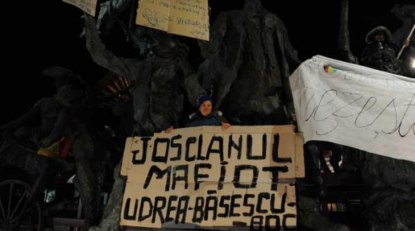 protestele i au dat peste cap planurile elenei udrea