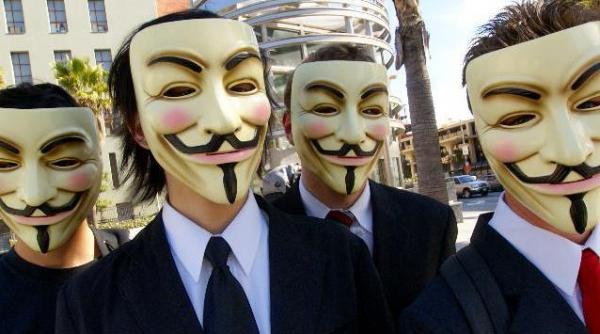 atac informatic de amploare site ul fbi cel al departamentului de justitie si paginile mai multor case de discuri sparte de hackerii de la anonymous