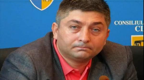 finul lui boc ameninta un jurnalist ca il calca cu masina audio