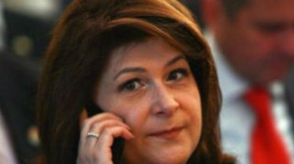rovana plumb psd ii cere mariei basescu sa si determine sotul sa demisioneze