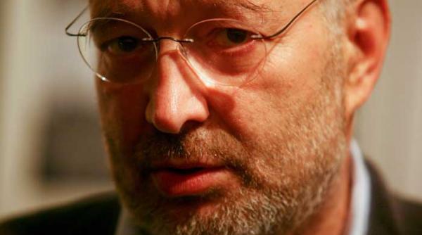 stelian tanase aroganta puterii scoate oamenii in strada