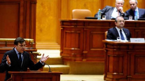 demisia guvernului a presedintelui si a parlamentului