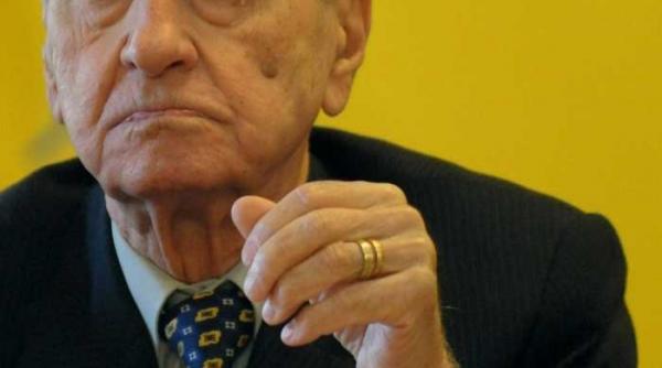 ce crede despre proteste omul care a scris in constitutia romaniei statul este obligat sa asigure cetatenilor un nivel de trai decent