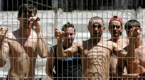 firma care punea detinutii la munca intra in faliment