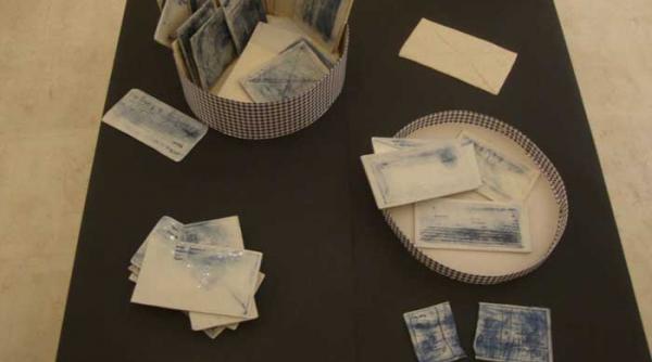 scrisori din portelan