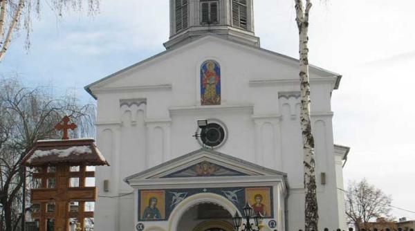 patimile unei biserici salvate de lumina vie