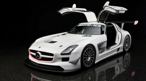 mercedes benz sls amg gt3 este prezentat din culise