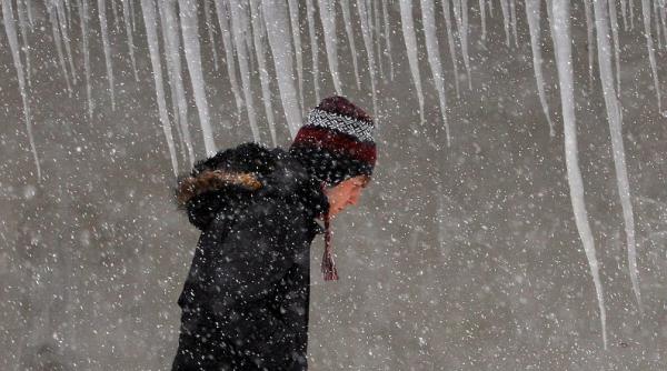 cod portocaliu de ger in aproape toata romania temperaturile vor cobori pana la minus 27 de grade celsius