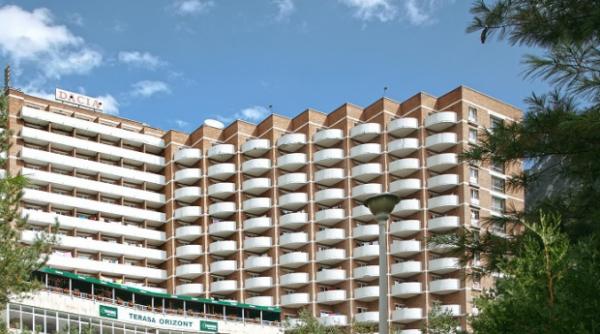 hotel cuprins de flacari