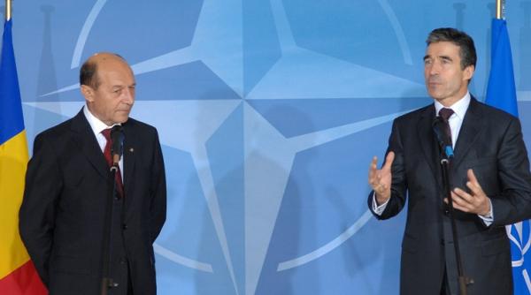 traian basescu dupa intalnirea cu secretarul general al nato romania isi va mentine fortele in afganistan tot anul 2012