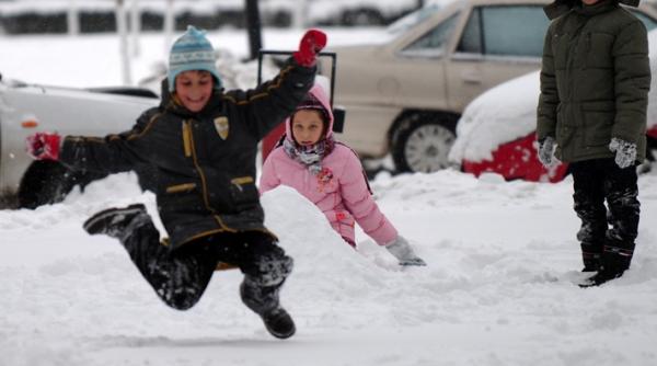 cursuri suspendate in 67 de scoli din cauza gerului vezi judetele afectate