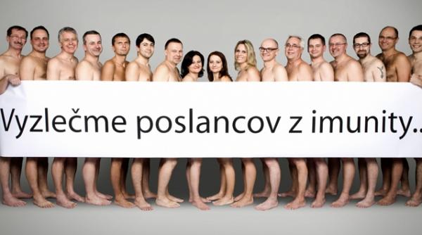 deputati slovaci goi in semn de protest fata de imunitatea parlamentara