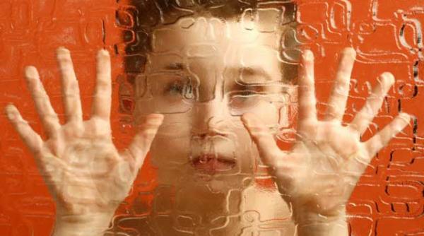 terapie gratuita pentru copii si tineri cu autism si ei trebuie sa aiba o sansa