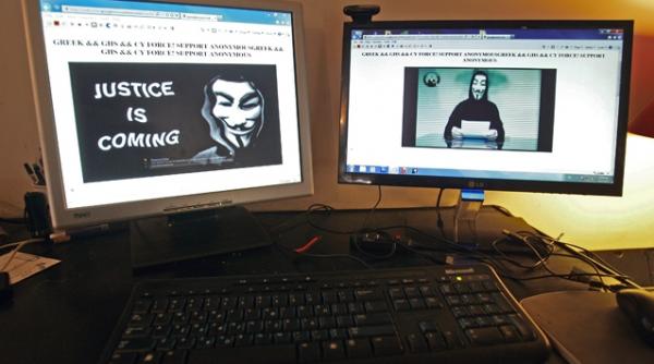 anonymous ameninta grecia cu un razboi cibernetic