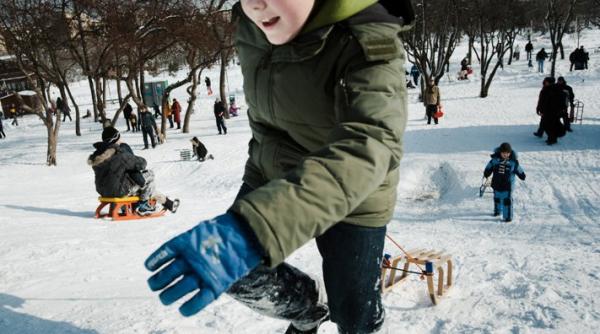 cursuri suspendate in 373 de scoli din cauza gerului vezi zonele afectate