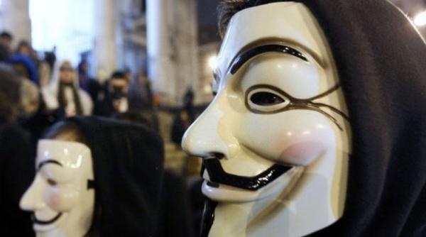 hackerii de la anonymous au interceptat o convorbire intre fbi si scotland yard audio