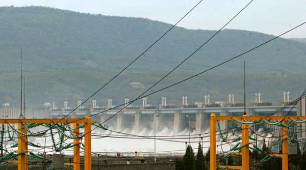 tunurile guvernului pe ultima suta de metri privatizarile capusate de conflicte de interese hidroelectrica urmatoarea tinta