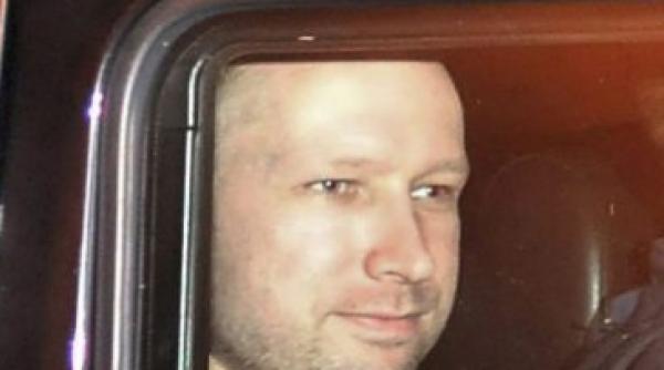 asasinul norvegian breivik cer sa fiu eliberat imediat