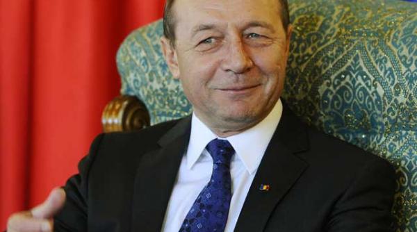 daca nu va demisiona basescu va fi alungat