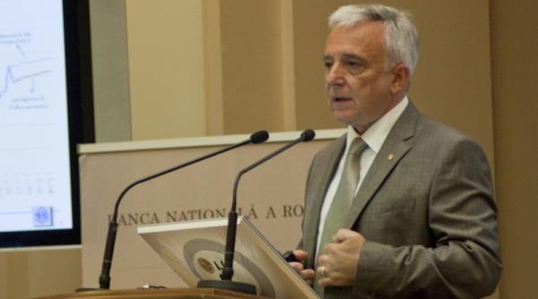 mugur isarescu schimbarile politice majore factor de stres pentru piete