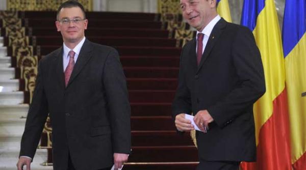 razvan ungureanu noul premier desemnat viitorul guvern si seful lui aceeasi marie cu alta palarie