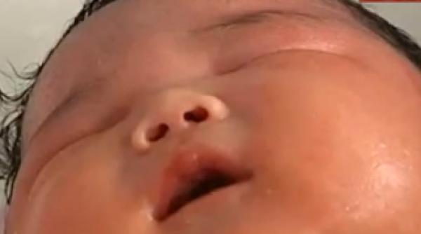 mama cu adevarat eroina in china a nascut un bebelus cu o greutate de 7 kilograme video