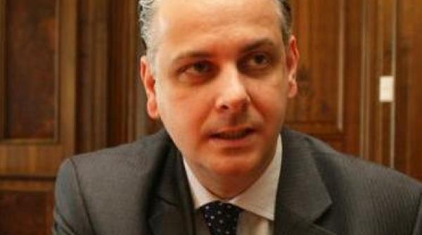 cristian petrescu propus la mdrt am vorbit cu elena udrea lucram impreuna la continuarea programelor existente