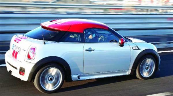 f good lookin mini coupe ia viata si zapada in piept