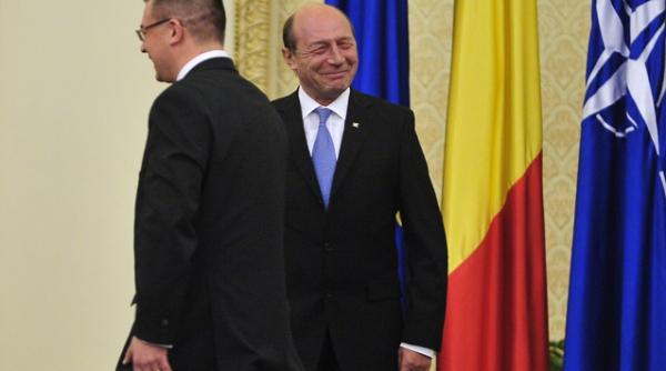 traian basescu astept ca cei din generatia mea de oameni politici si chiar mai vechi sa predea stafeta