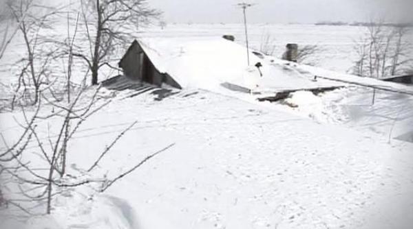 situatie dramatica in buzau sate ingropate de zapada mii de oameni izolati sefii m a i trimisi de noul ministru la deszapezire video