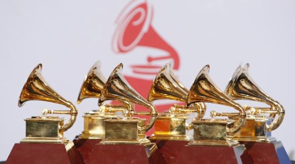 ceremoniile premiilor grammy se vor desfasura cum era programat