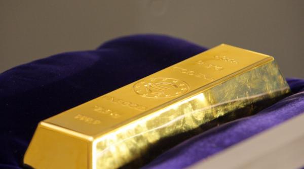 financial times noul guvern ungureanu are nevoie de ajutorul bancilor