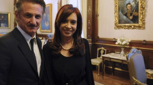 video sean penn acuza marea britanie ca este colonialista pentru ca a refuzat sa cedeze insulele malvine argentinei