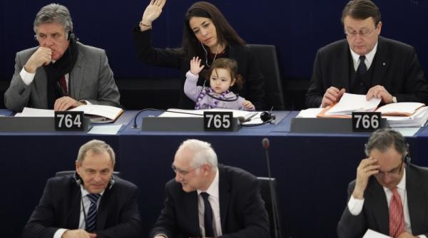 15 februarie 2012 imaginile zilei