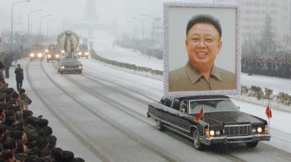 kim jong il a fost promovat postum la rangul de generalisim
