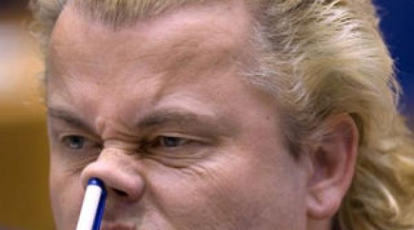 liderul extremei drepte din olanda le da cu tifla ambasadorilor est europeni vedeti va de treburile voastre