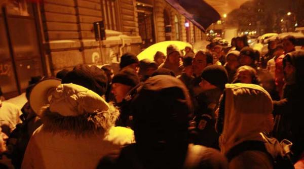 toata lumea stie ne conduce sie