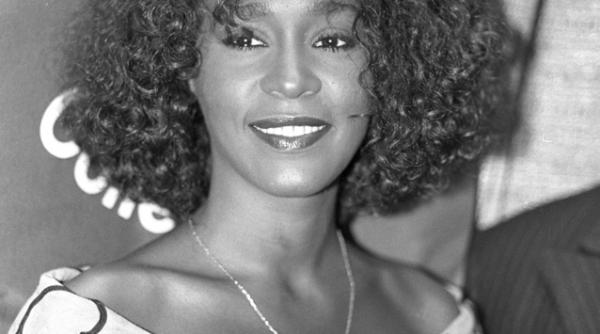 fotografii nemaivazute cu whitney houston publicate dupa 30 de ani
