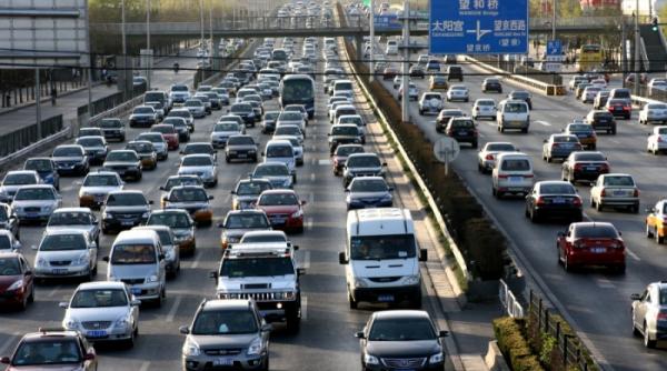 beijingul are cinci milioane de masini in trafic