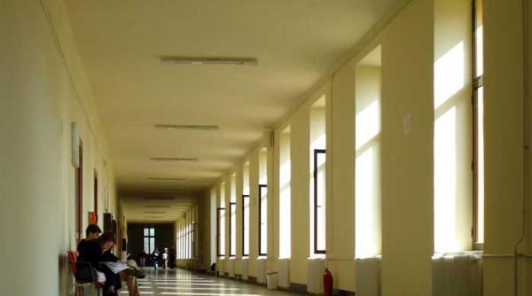 oportunitati pentru studentii romani